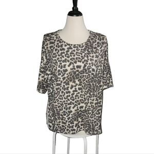 Leopard print top